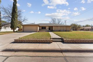 1700 N H St, Midland, TX 79705