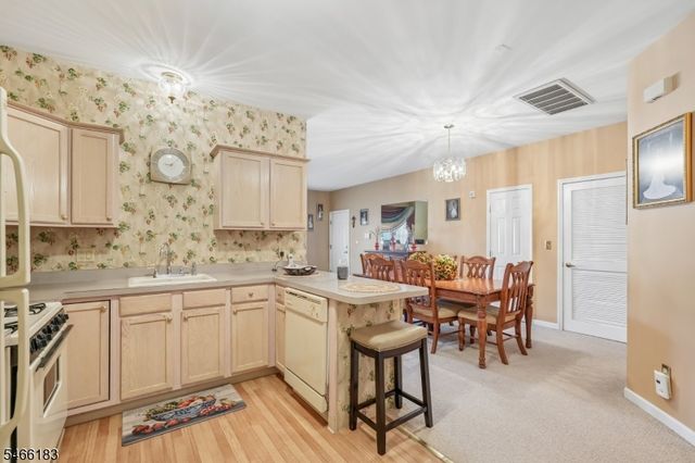 485 Saddle River Rd 7, Saddle Brook Twp., NJ 07663