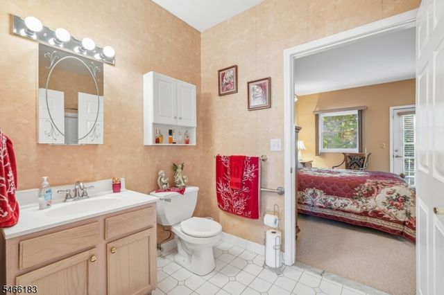 485 Saddle River Rd 7, Saddle Brook Twp., NJ 07663