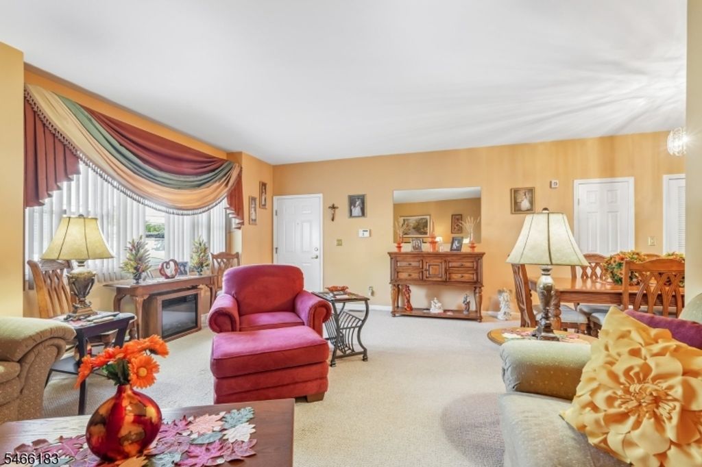 485 Saddle River Rd 7, Saddle Brook Twp., NJ 07663 — photo 2