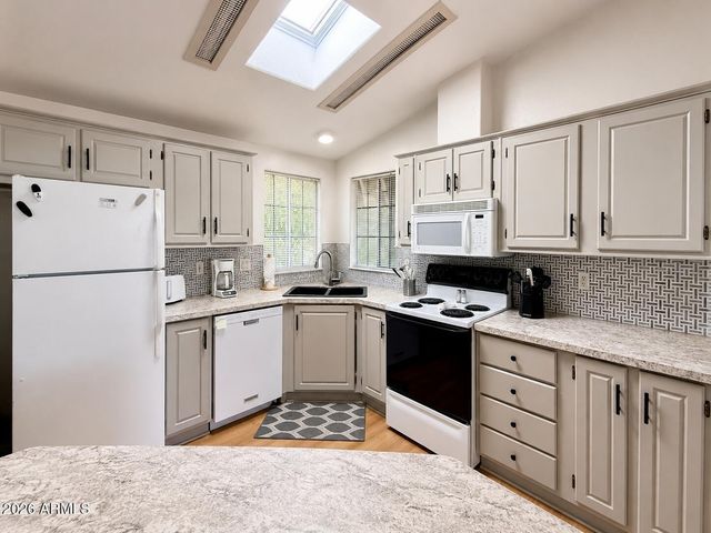 8865 E BASELINE Road 103, Mesa, AZ 85209