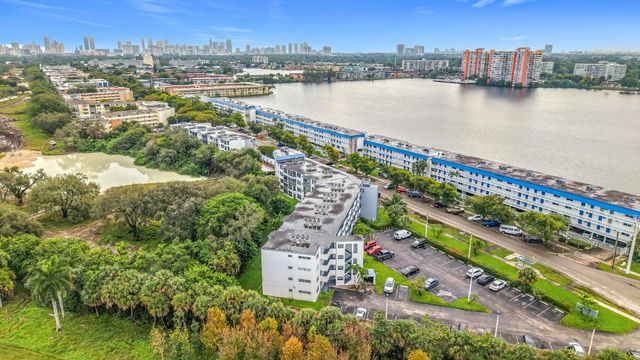 1101 NE 191st Street H213, Miami, FL 33179