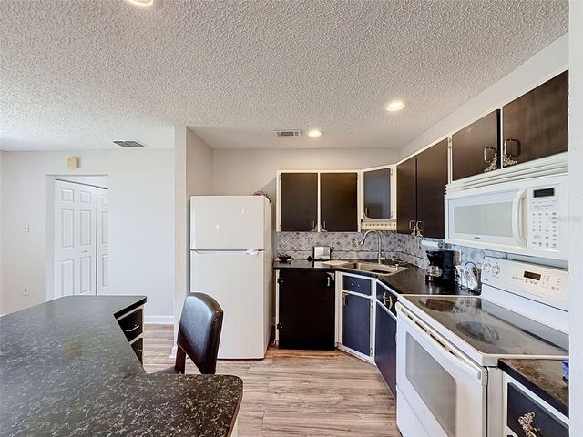 12024 BAYONET LANE 9GB, New Port Richey, FL 34654