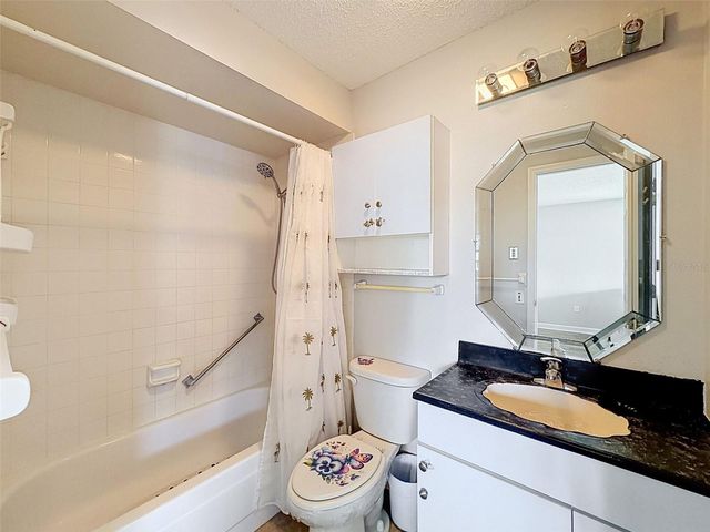 12024 BAYONET LANE 9GB, New Port Richey, FL 34654