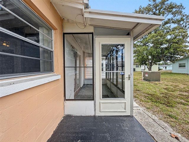 12024 BAYONET LANE 9GB, New Port Richey, FL 34654