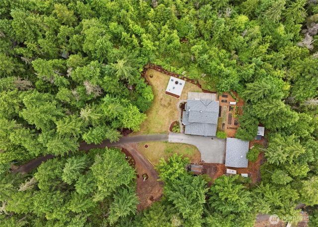 17137 NW Sunset Ridge Way, Seabeck, WA 98380