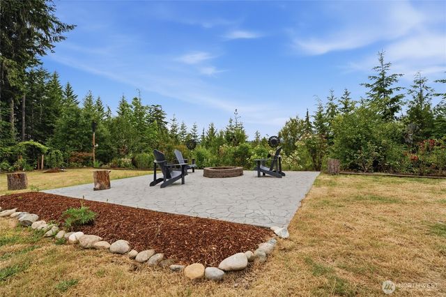 17137 NW Sunset Ridge Way, Seabeck, WA 98380