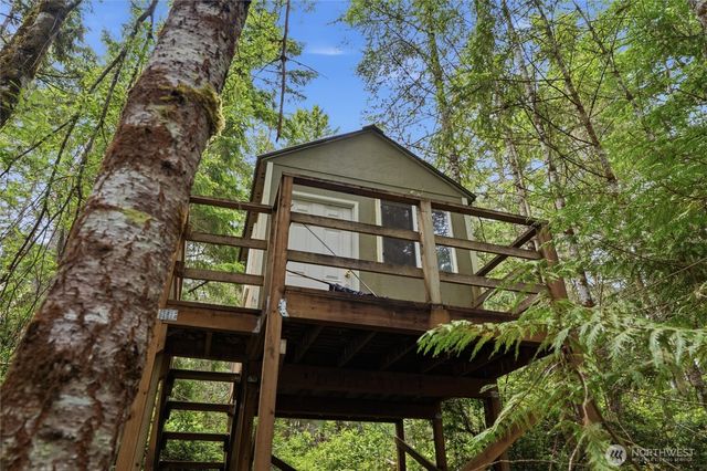 17137 NW Sunset Ridge Way, Seabeck, WA 98380