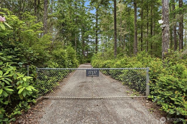17137 NW Sunset Ridge Way, Seabeck, WA 98380