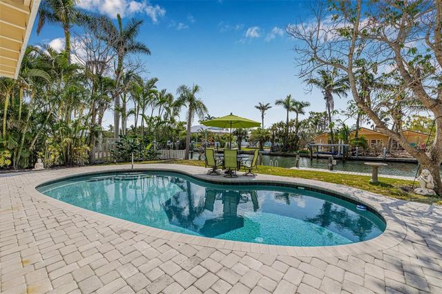 614 NORTON STREET, Longboat Key, FL 34228
