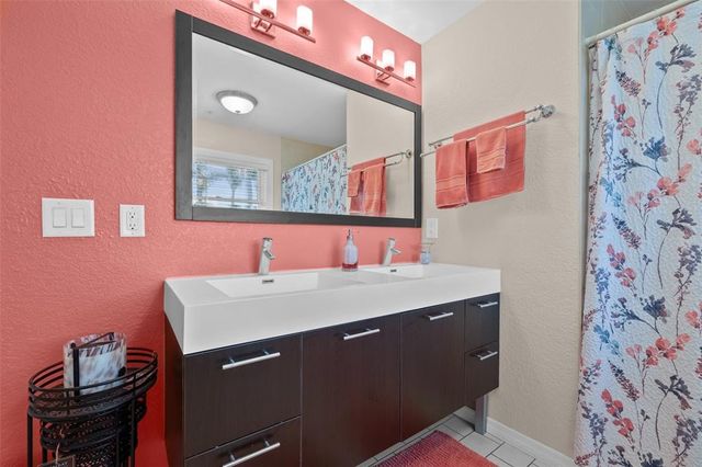 614 NORTON STREET, Longboat Key, FL 34228