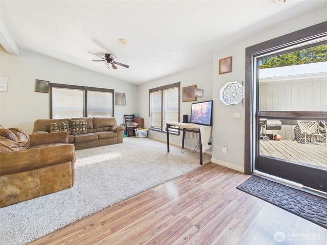 98584 SE 61 SE Canna Place, Shelton, WA 98584
