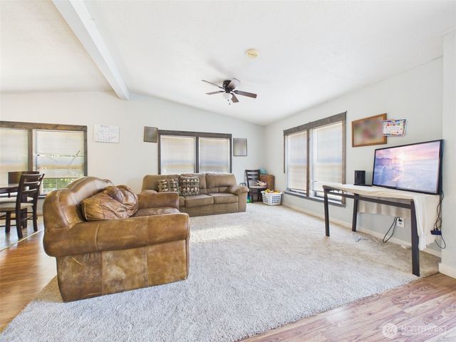 98584 SE 61 SE Canna Place, Shelton, WA 98584