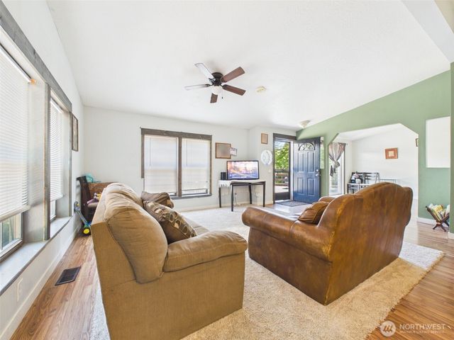 98584 SE 61 SE Canna Place, Shelton, WA 98584