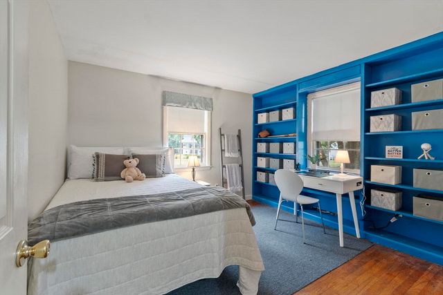 30 Dunshire Drive, Chelmsford, MA 01863