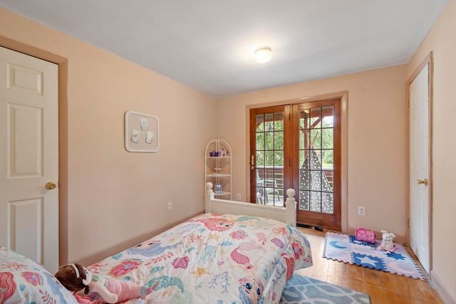 30 Dunshire Drive, Chelmsford, MA 01863