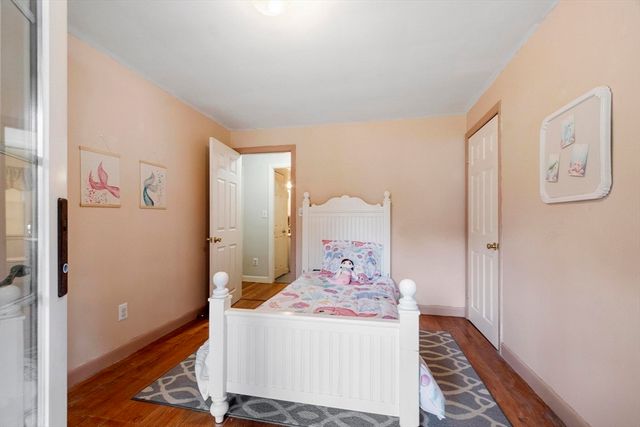 30 Dunshire Drive, Chelmsford, MA 01863