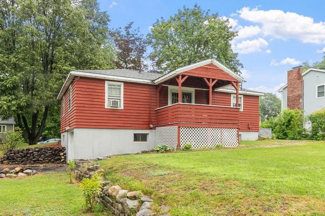 30 Dunshire Drive, Chelmsford, MA 01863