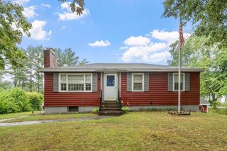30 Dunshire Drive, Chelmsford, MA 01863