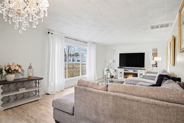 9263 Belding Road, Belding, MI 48809