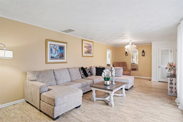 9263 Belding Road, Belding, MI 48809