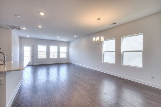 2344 Ventura Ave, White House, TN 37188