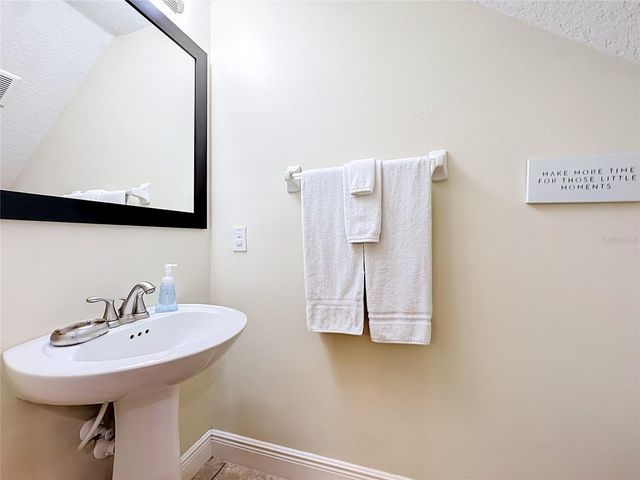 8223 ROSEVILLE ROAD, Davenport, FL 33896