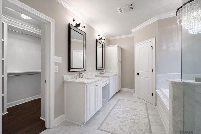 13884 Cobblestone Dr, Denham Springs, LA 70726