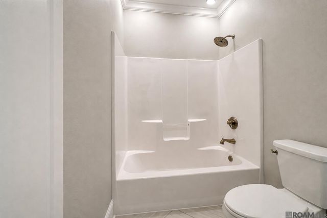 13884 Cobblestone Dr, Denham Springs, LA 70726