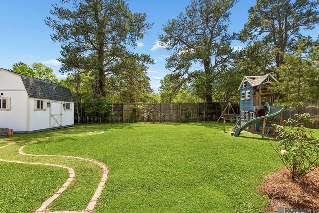 13884 Cobblestone Dr, Denham Springs, LA 70726