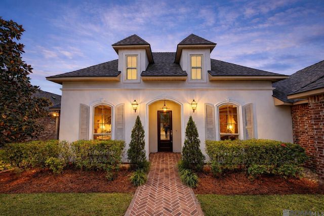 13884 Cobblestone Dr, Denham Springs, LA 70726