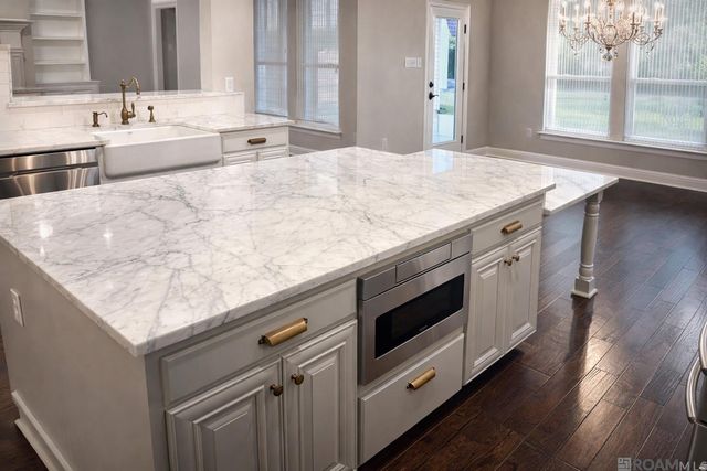 13884 Cobblestone Dr, Denham Springs, LA 70726