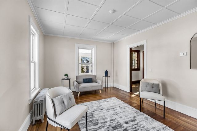 141 Saint Jerome Ave, Holyoke, MA 01040