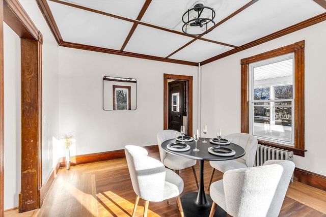 141 Saint Jerome Ave, Holyoke, MA 01040