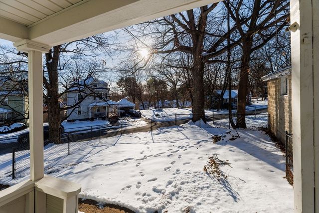 141 Saint Jerome Ave, Holyoke, MA 01040