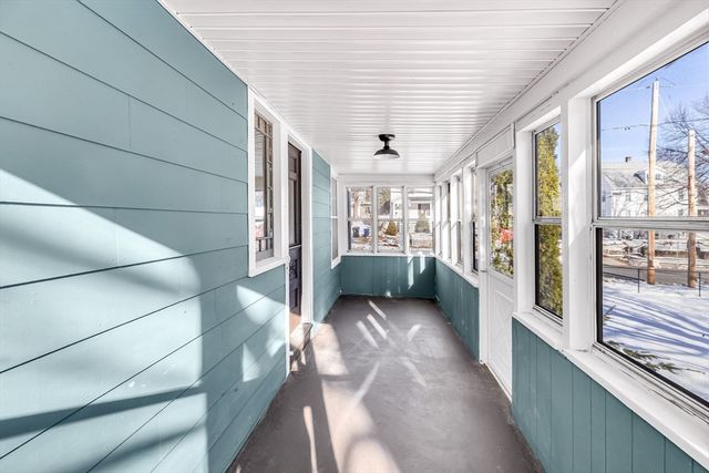 141 Saint Jerome Ave, Holyoke, MA 01040