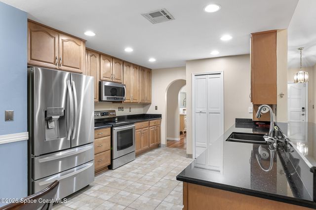 874 Gabriel Avenue NE, Palm Bay, FL 32907