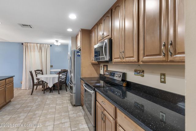 874 Gabriel Avenue NE, Palm Bay, FL 32907