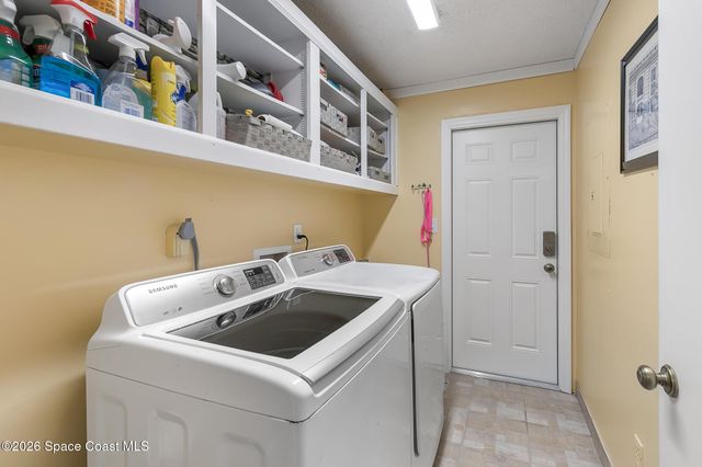 874 Gabriel Avenue NE, Palm Bay, FL 32907