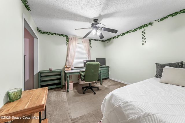 874 Gabriel Avenue NE, Palm Bay, FL 32907