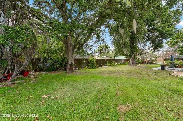 874 Gabriel Avenue NE, Palm Bay, FL 32907