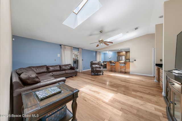 874 Gabriel Avenue NE, Palm Bay, FL 32907
