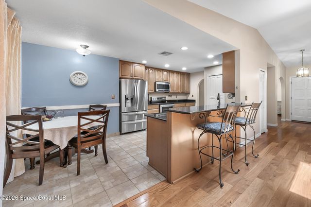 874 Gabriel Avenue NE, Palm Bay, FL 32907