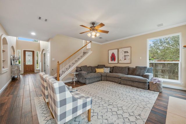 12052 Tulare DR, Austin, TX 78738