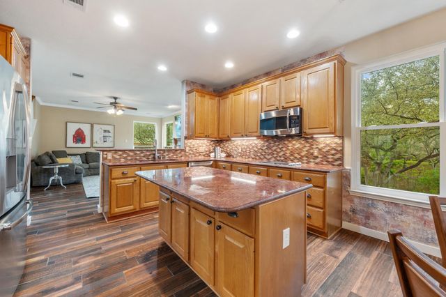 12052 Tulare DR, Austin, TX 78738