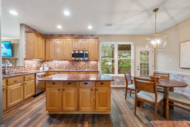 12052 Tulare DR, Austin, TX 78738