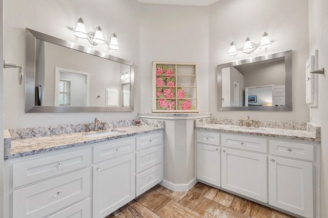 12052 Tulare DR, Austin, TX 78738