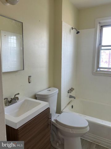 3812 RAVENWOOD AVE, Baltimore, MD 21213