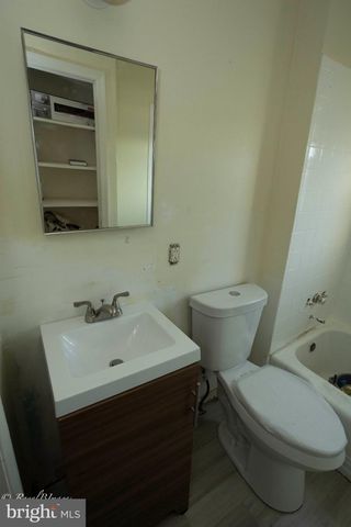 3812 RAVENWOOD AVE, Baltimore, MD 21213