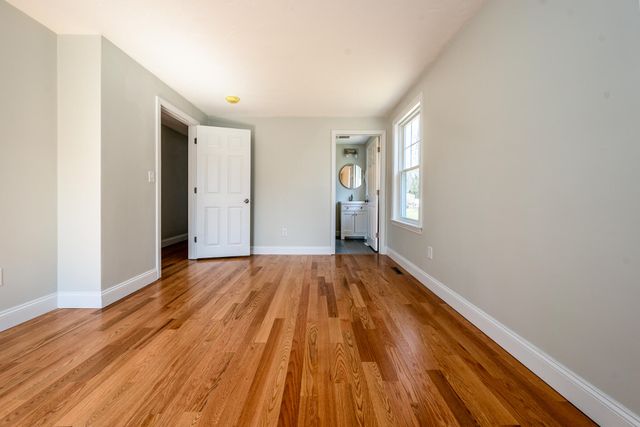 98 Wagon Lane, Hyannis, MA 02601